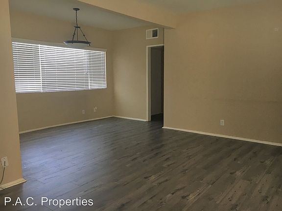 3rd image of 4565 Hazeltine Ave APT 210