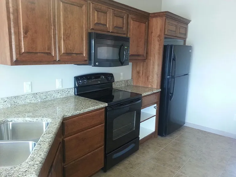 370 W Buena Vis #120 — Photo 6