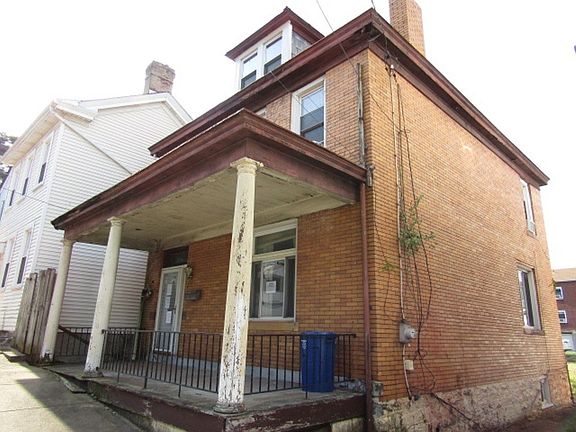 2nd image of 324 Kramer Way