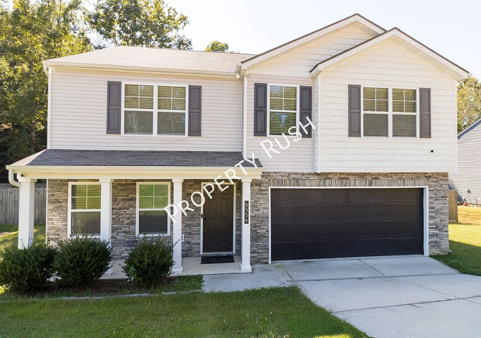 6556 Long Horn St. 4 Bed / 2.5 Bath Home on 1.2 Acres in Birchwood! $3,150/mo. — Photo 1