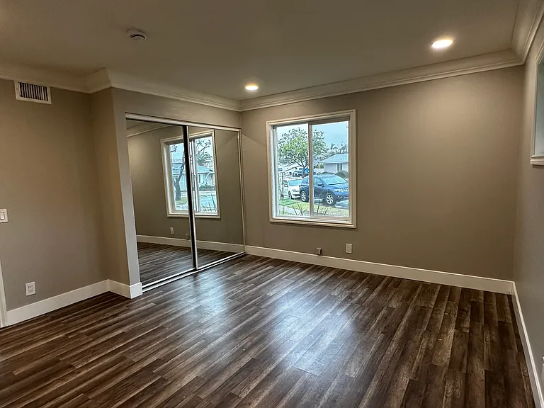 9390 Heather Ave — Photo 33
