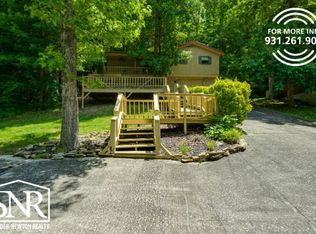 592 Lakeside Dr, Smithville, TN 37166