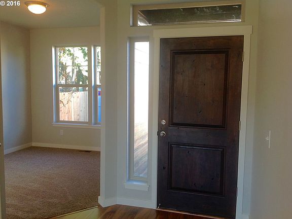 4th image of 12114 NE 102nd St