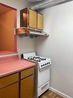 5th image of 114 Suffolk St APT 2A