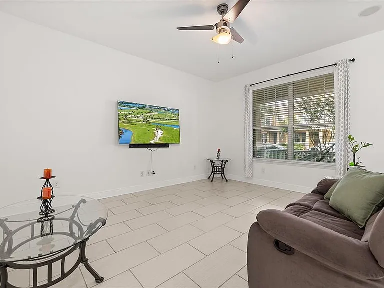 7435 Ripplepointe Way — Photo 9