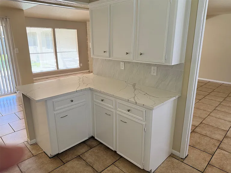 6610 Addicks Clodine Rd — Photo 13