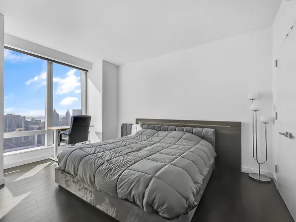 252 South Street image 11 of 24