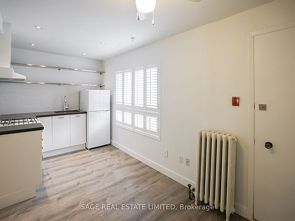 4th image of 8 Brookmount Rd #2