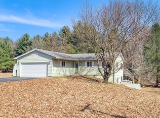 2417 S Greenville Rd, Greenville, MI 48838
