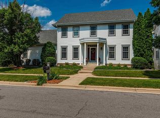 1121 Bluebird Trl, Waunakee, WI 53597