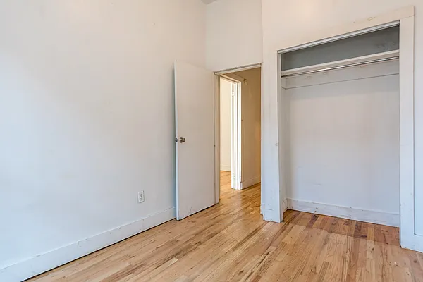 Rented by Nooklyn NYC LLC | media 10
