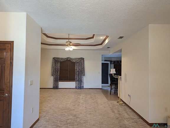 3rd image of 1245 Oakwood Cir