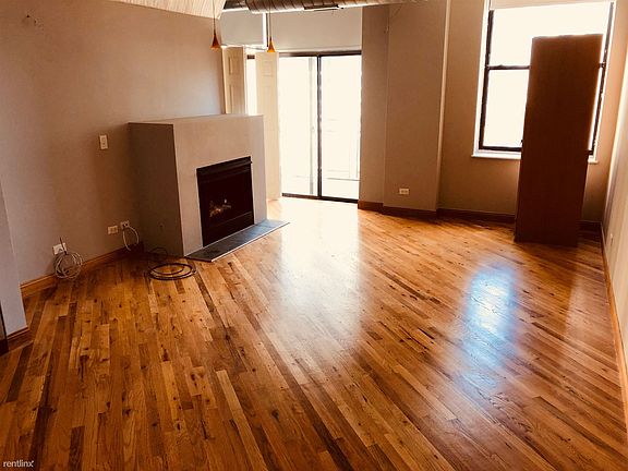 1307 S Wabash (13)