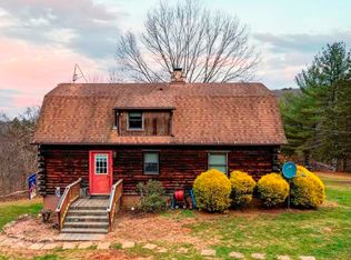 421 Beylors Ferry Rd, Rileyville, VA 22650