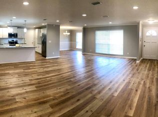 8528 Lincolnshire Rd W, Jacksonville, FL 32217