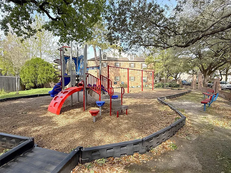 13240 Trail Hollow Dr #3240 — Photo 45