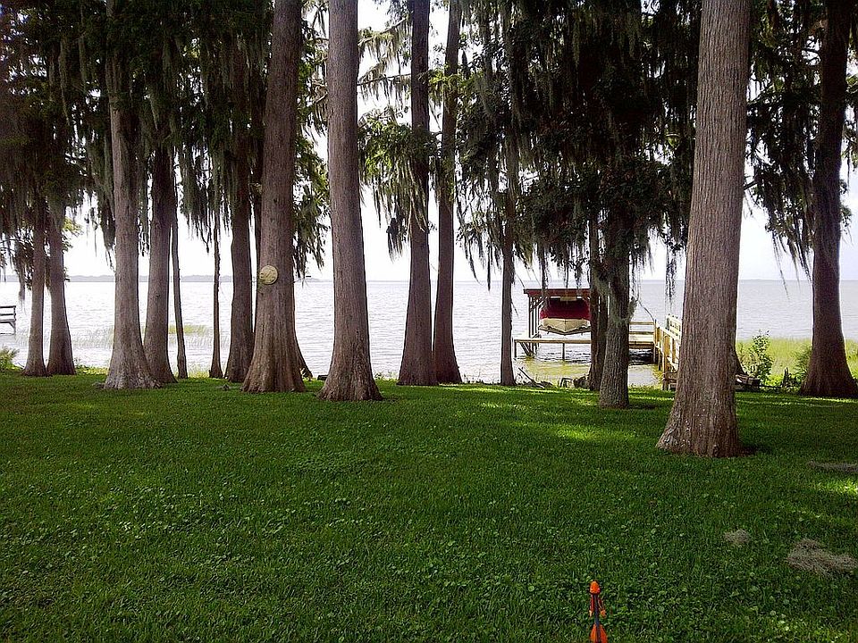 1st image of 9848 Rosemary Ln