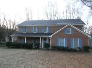 1690 Summit View Way, Snellville, GA 30078