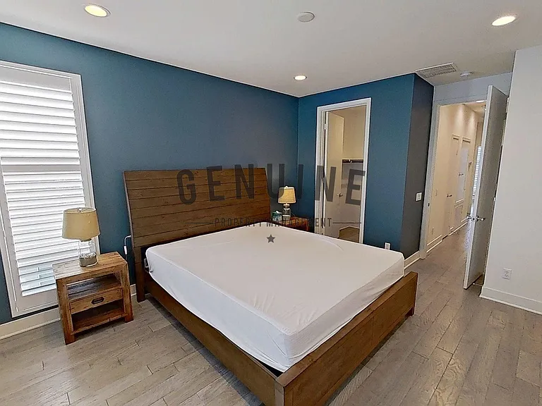 664 Wedge — Photo 38