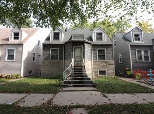 5345 S 72nd Ct, Summit, IL 60501