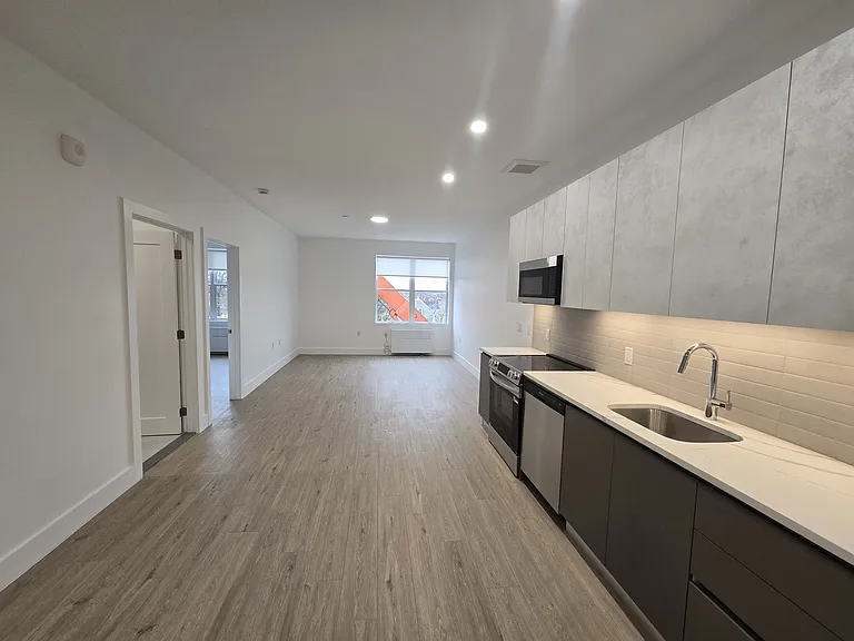 473-478 Main St #429 — Photo 3