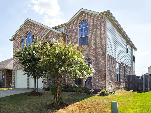 2nd image of 2449 Carolina Dr