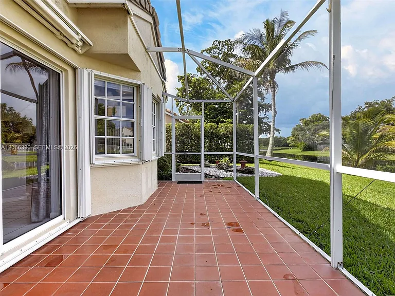 1520 Seabay Rd — Photo 31