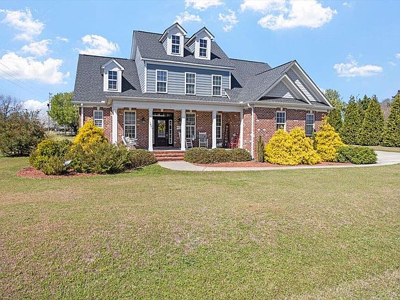 2nd image of 1001 Bellewood Farms Rd