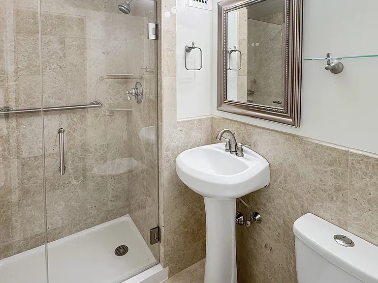 En-Suite Primary Bathroom
