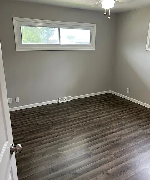 801 Howell St — Photo 11