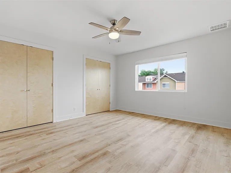 1101 Grove Blvd #201 — Photo 14