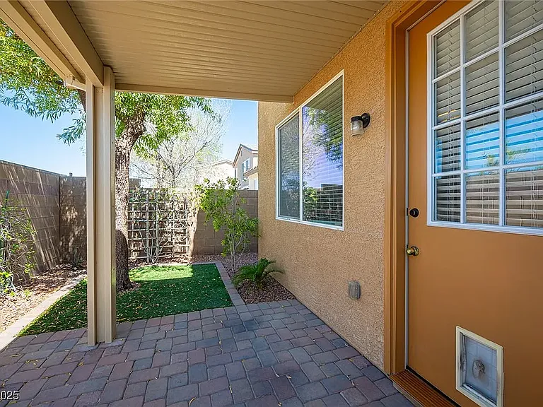 8368 Creek Canyon Ave — Photo 28
