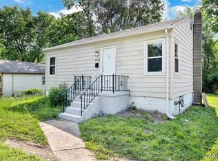 10117 Count Dr, Saint Louis, MO 63136