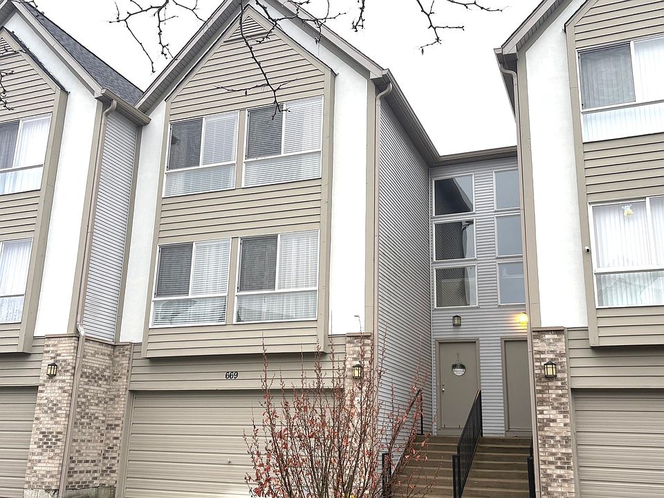 1st image of 669 Diamond Pointe Dr #669