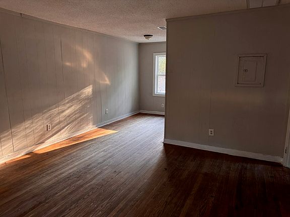 4th image of 1406 N Dawson St #B