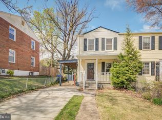 5812 Biscayne Dr, Alexandria, VA 22303