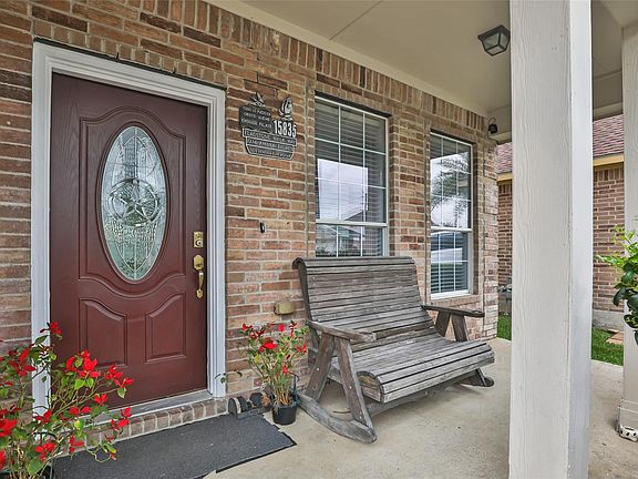 4th image of 15835 Flagstone Walk Way