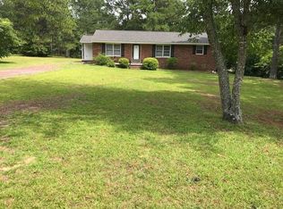 1502 Eastview Dr, Aberdeen, NC 28315