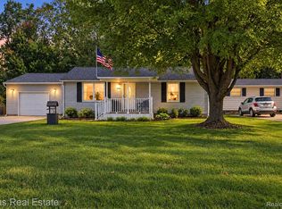 1489 Transue Ave, Burton, MI 48509
