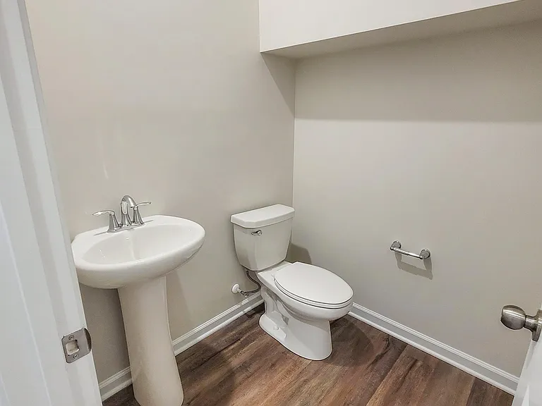 22 Echo Valley Dr — Photo 8