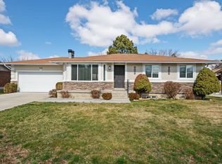 496 W Vine St, Salt Lake City, UT 84123