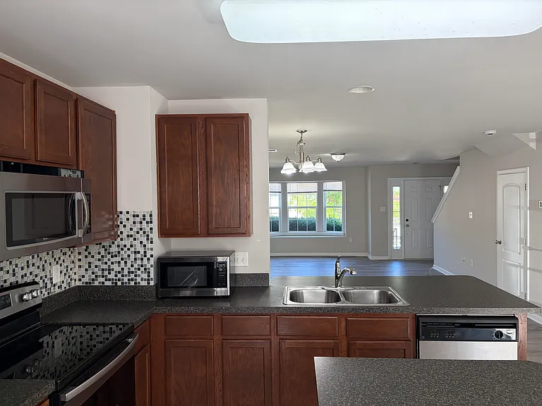 128 Cobbler Ln — Photo 14