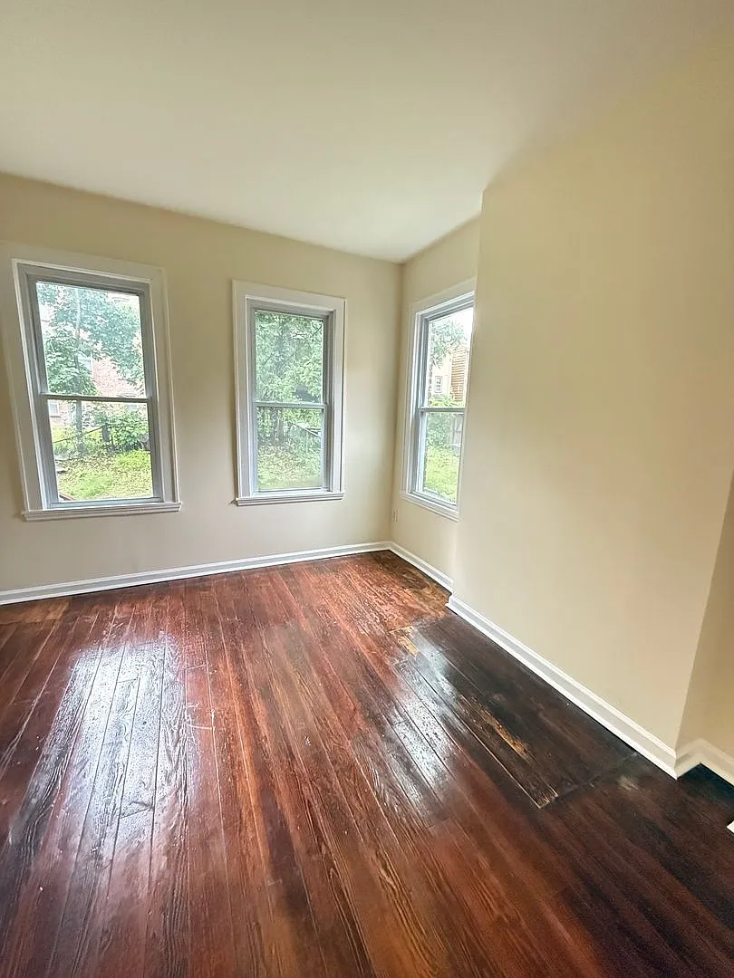 141 Chambers St. — Photo 3