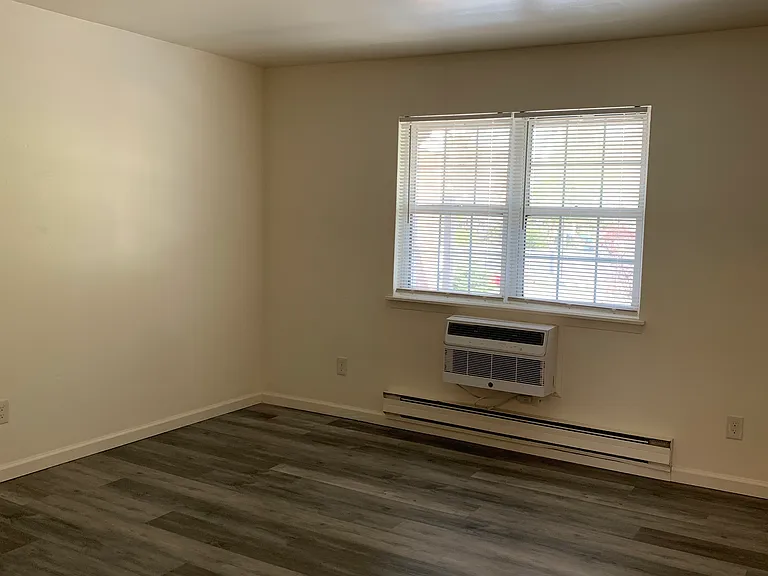 60-66 Hawthorne Ave #60-D — Photo 14