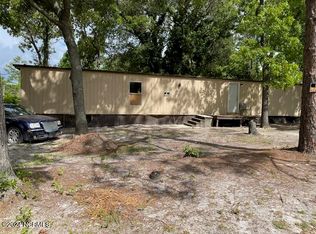 202 Elm St, Southport, NC 28461