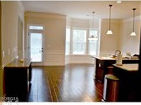 2nd image of 229 Brixton Pl