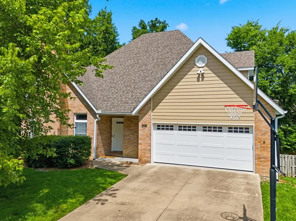 4502 N Fallwood Ct, Columbia, MO 65203