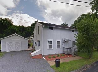 13 Moore St, Enfield, NH 03748