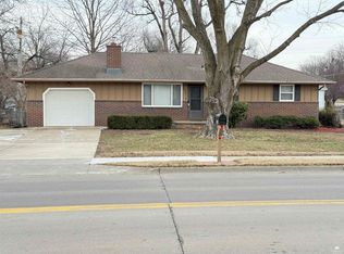 2004 Browning Ave, Manhattan, KS 66502