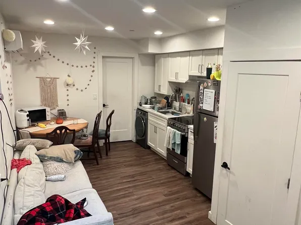 2718 Durant Ave #C, Berkeley, CA 94704